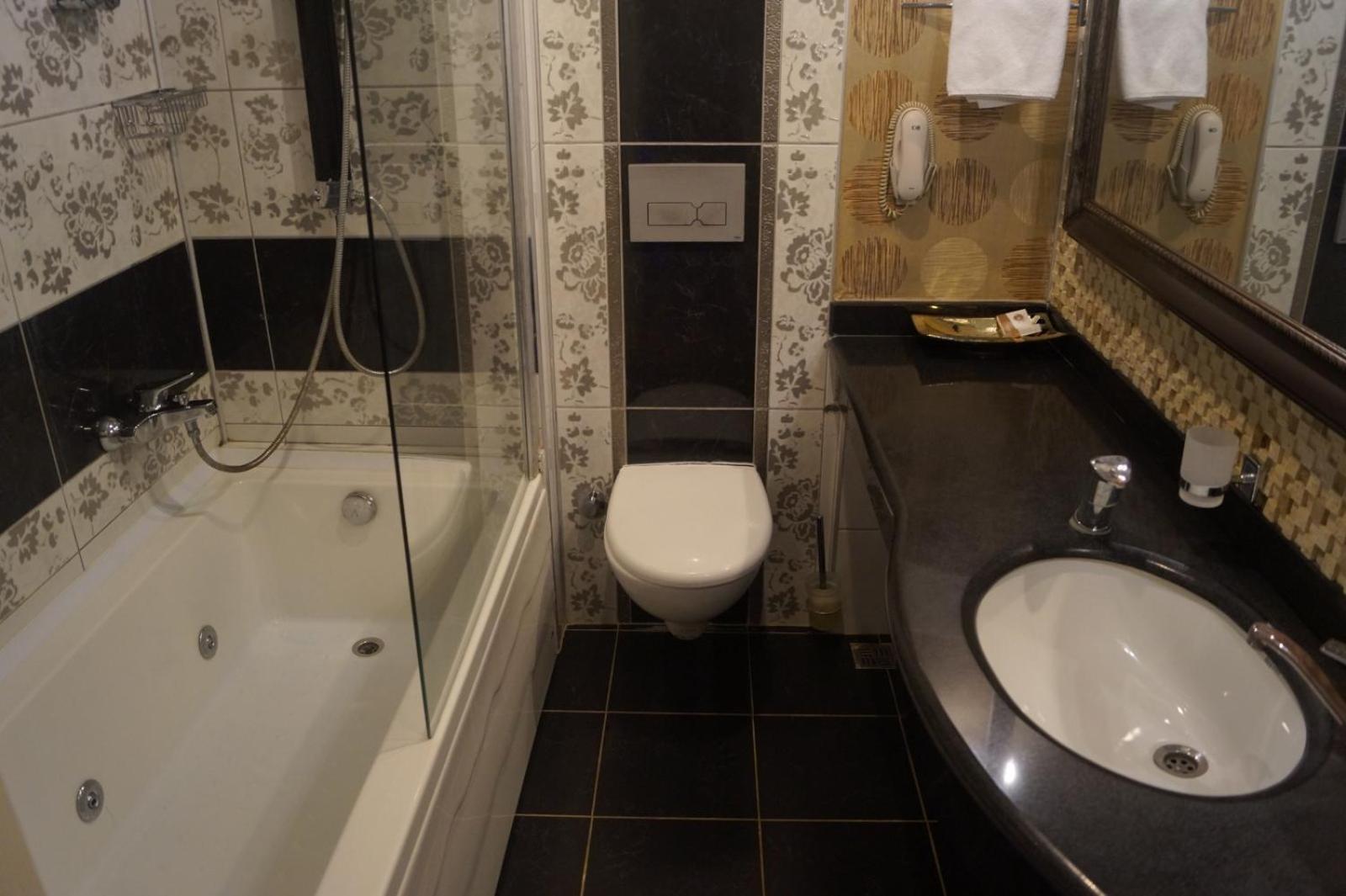 Unluselek Hotel Anamur Bagian luar foto