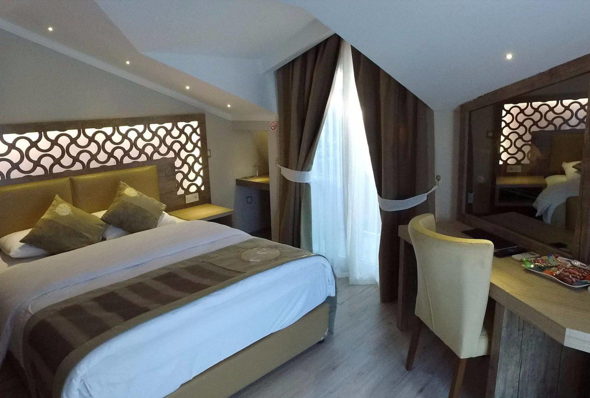Unluselek Hotel Anamur Bagian luar foto